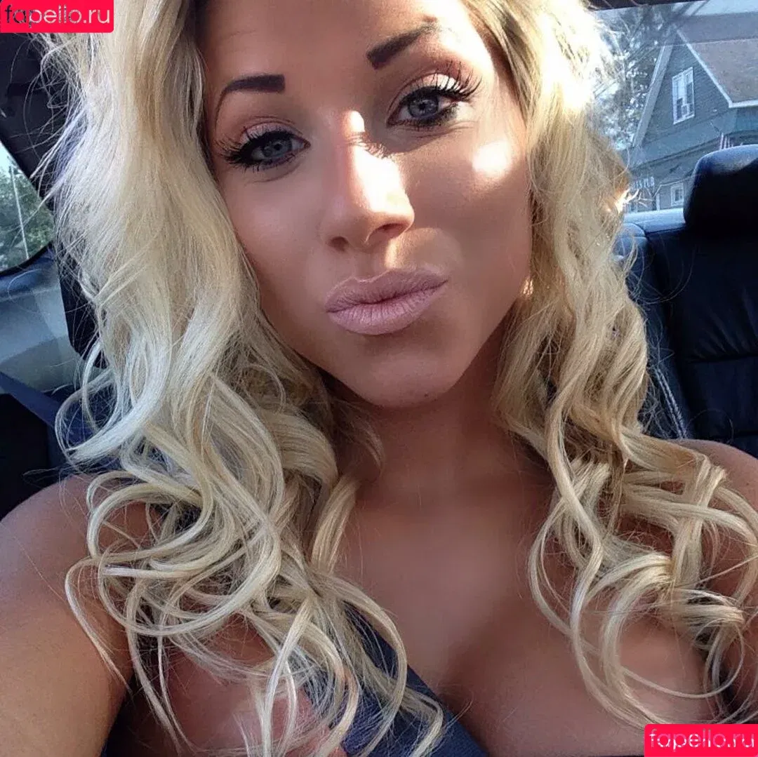 Logan Farts / Logan Yarts / loganfartz / luisloganxxx Onlyfans Photo Gallery 