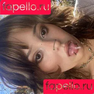 FaerieSpit_ / faeriesbite / faeriest Onlyfans Photo Gallery 