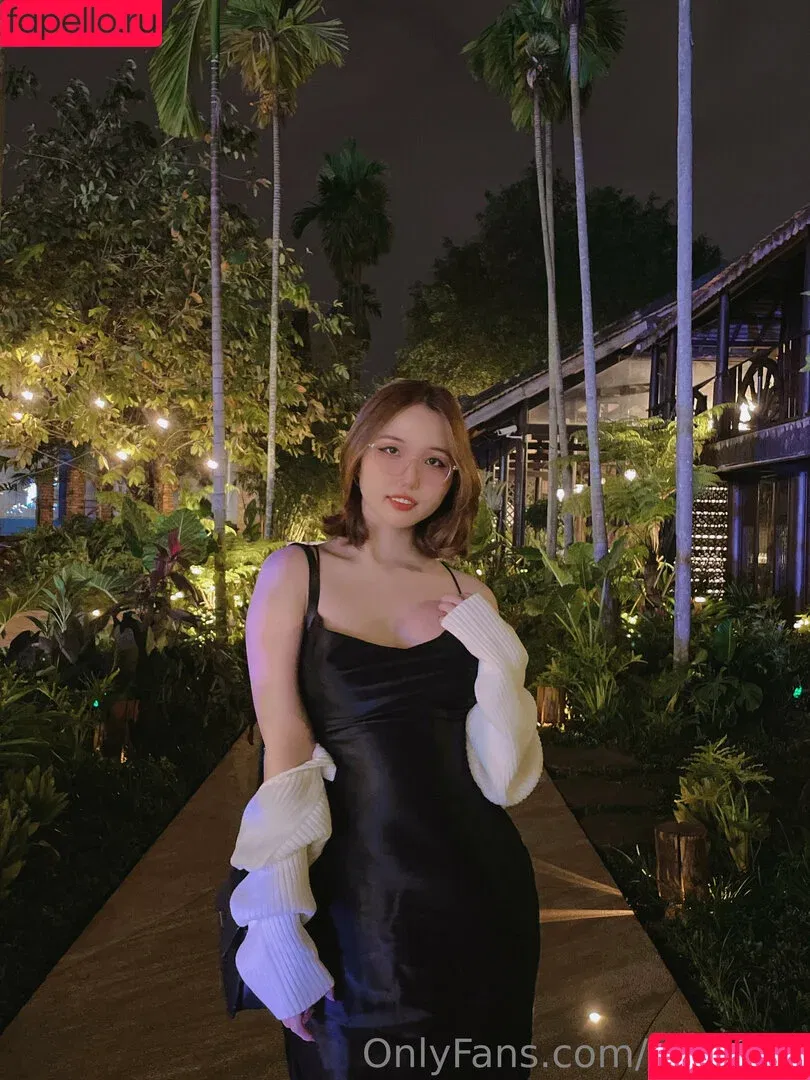 SRen244 / ShiRen244 / sr_24n Onlyfans Photo Gallery 