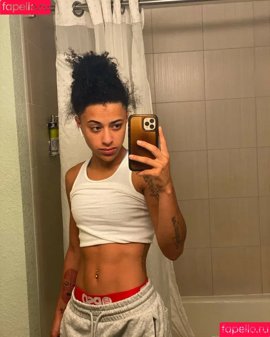 Treasure Osiria / itsosiriaaa / itstrebaby / osiria_15 / treasureosiria Onlyfans Photo Gallery 