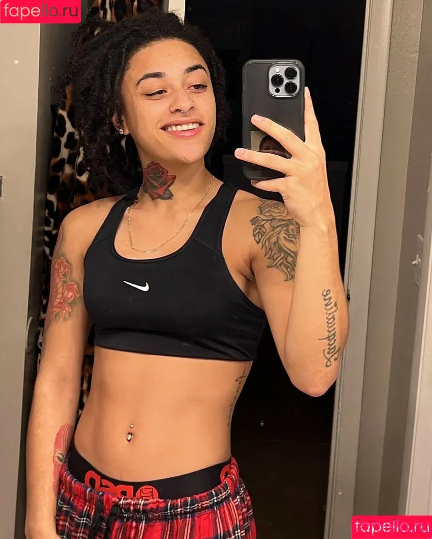 Treasure Osiria / itsosiriaaa / itstrebaby / osiria_15 / treasureosiria Onlyfans Photo Gallery 