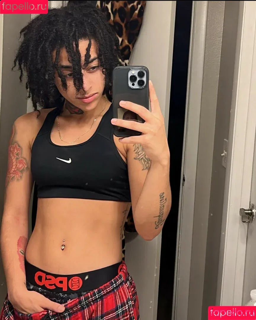 Treasure Osiria / itsosiriaaa / itstrebaby / osiria_15 / treasureosiria Onlyfans Photo Gallery 