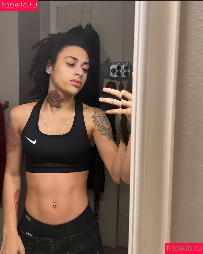 Treasure Osiria / itsosiriaaa / itstrebaby / osiria_15 / treasureosiria Onlyfans Photo Gallery 