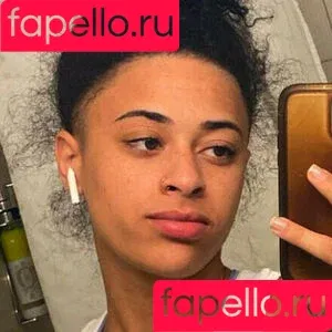 Treasure Osiria / itsosiriaaa / itstrebaby / osiria_15 / treasureosiria Onlyfans Photo Gallery 