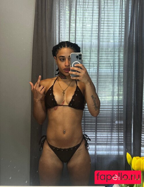 Treasure Osiria Nude Onlyfans Photo 3