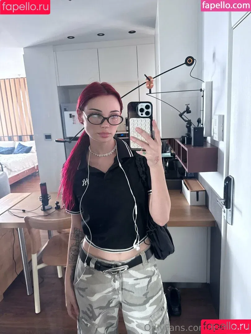 lisarared / lisararing Onlyfans Photo Gallery 