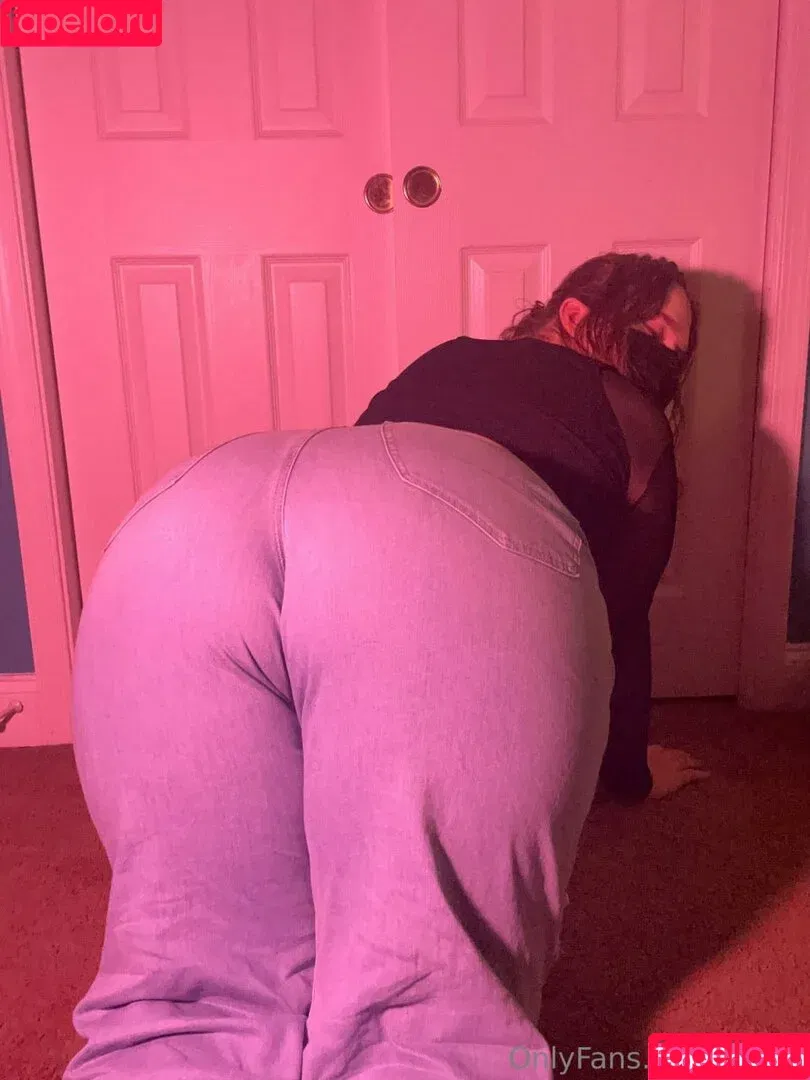 SluttyShyEmily / hebemilie / shyss Onlyfans Photo Gallery 