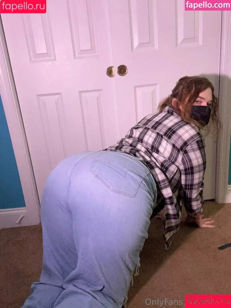 SluttyShyEmily / hebemilie / shyss Onlyfans Photo Gallery 