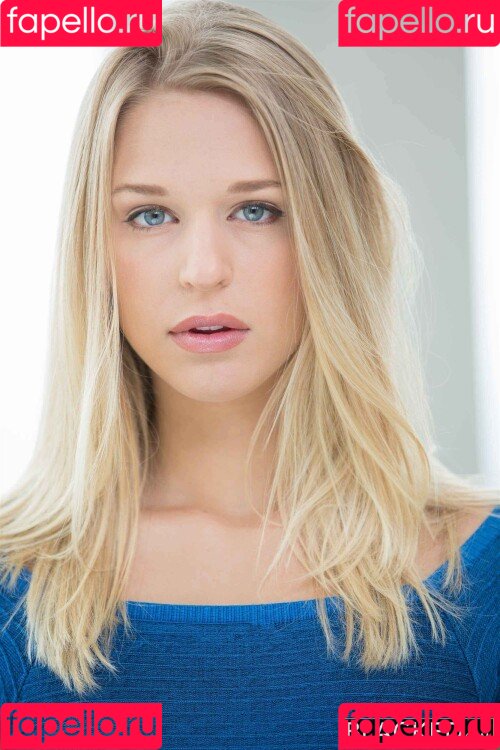 Emily Woods Onlyfans Photo Gallery 