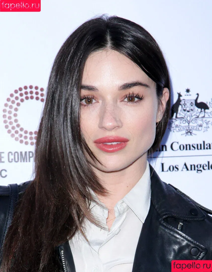 Crystal Reed / crystalmreed Onlyfans Photo Gallery 