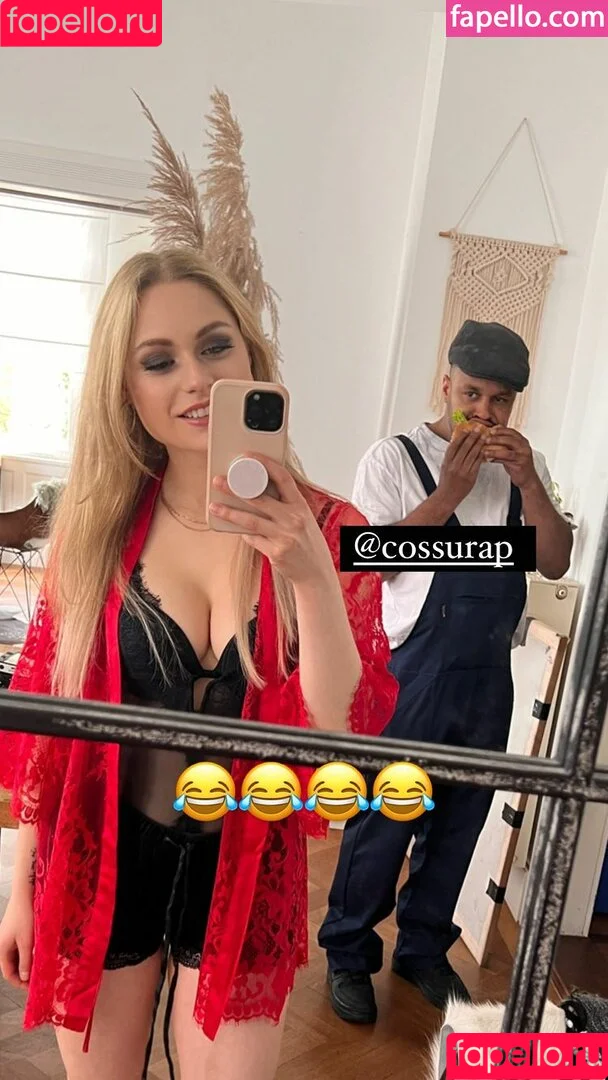 Alina Khani Nude Onlyfans Photo 37