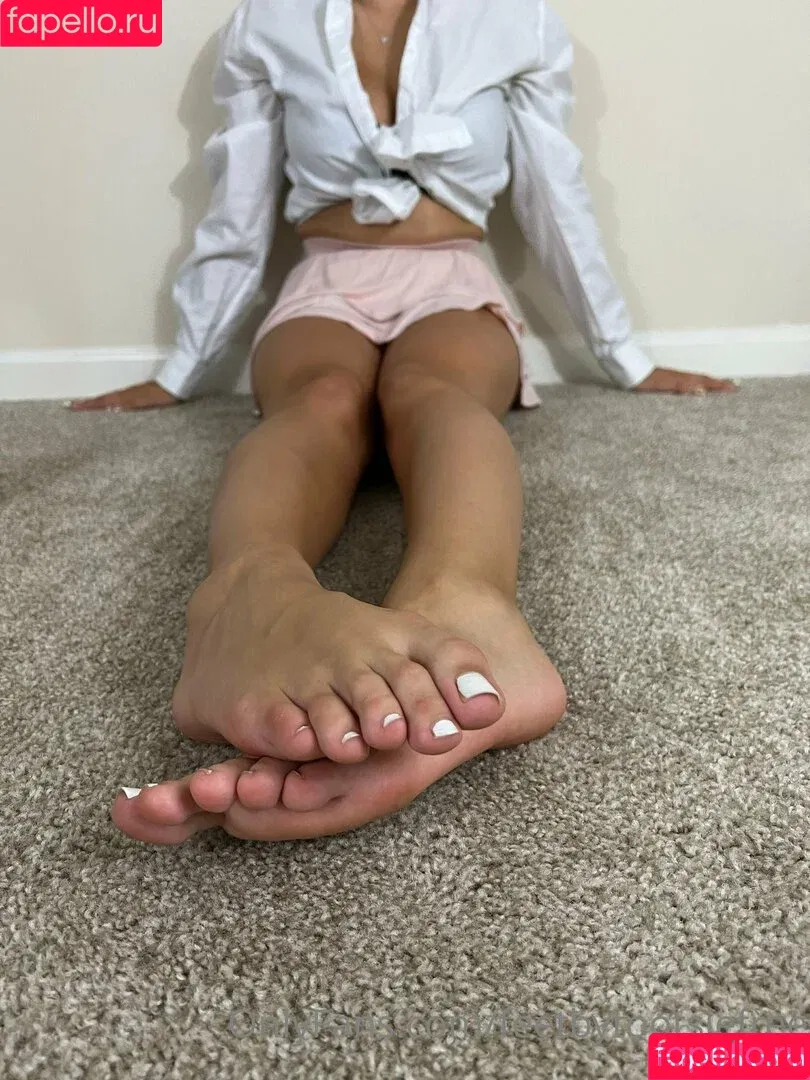 feetbytootsiefree Onlyfans Photo Gallery 