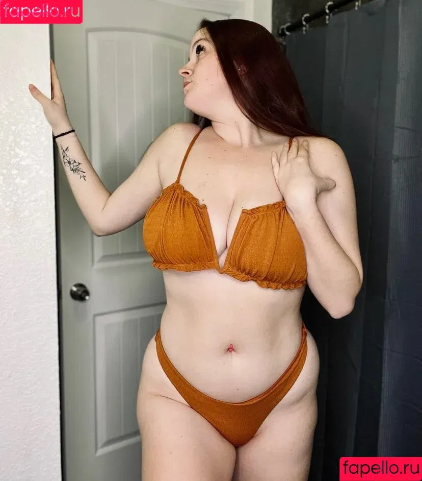 https: / realhawwt / realhawwtgirlshiiiiit Onlyfans Photo Gallery 