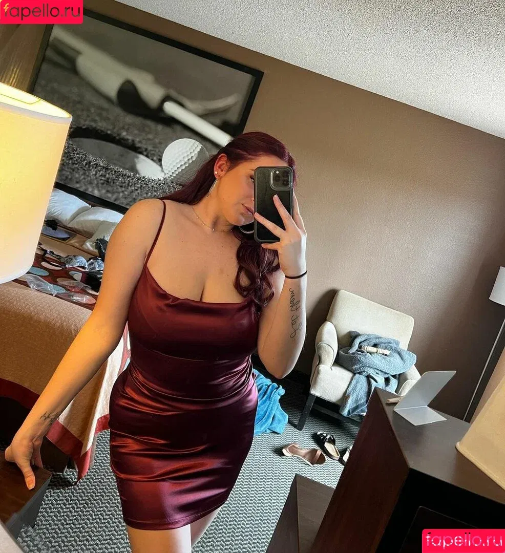 https: / realhawwt / realhawwtgirlshiiiiit Onlyfans Photo Gallery 