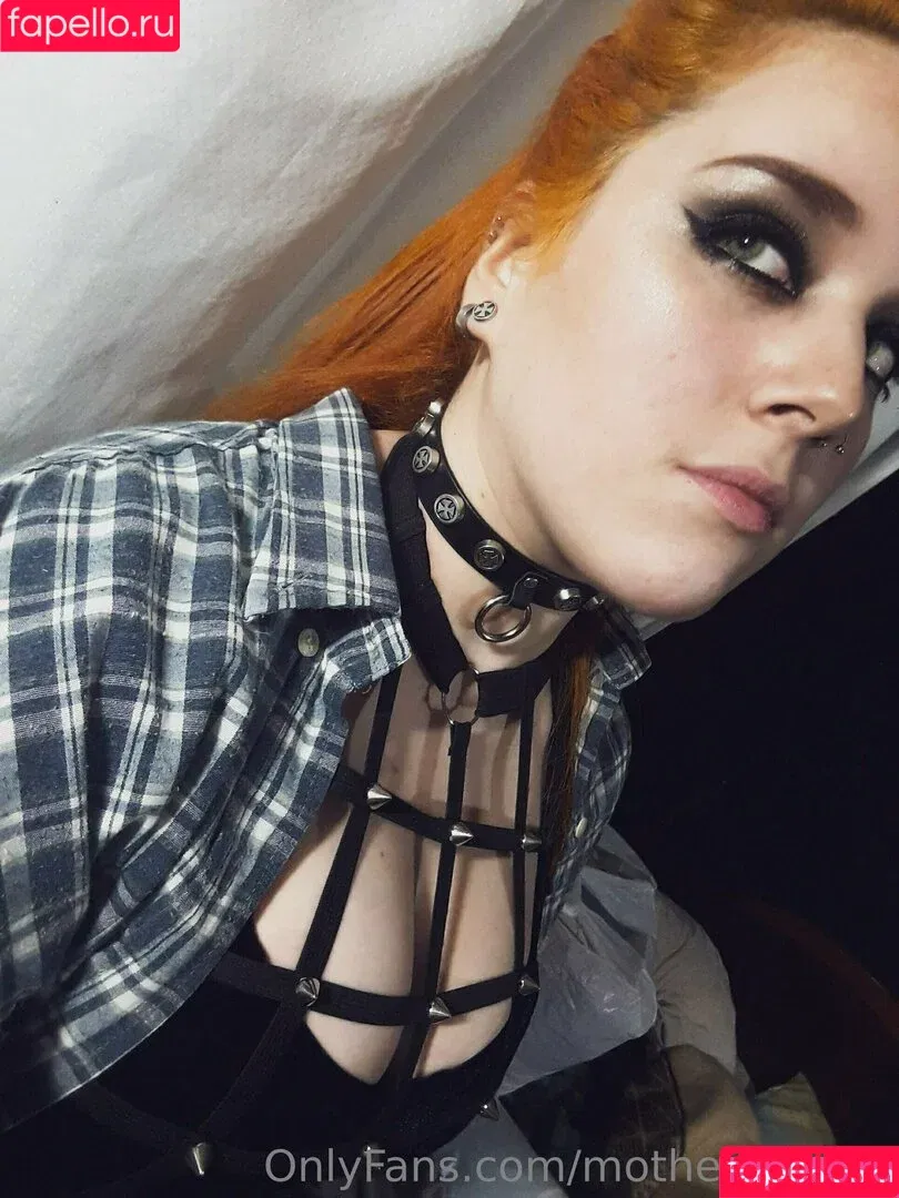 kirs10ruth / motheroffoxes Onlyfans Photo Gallery 