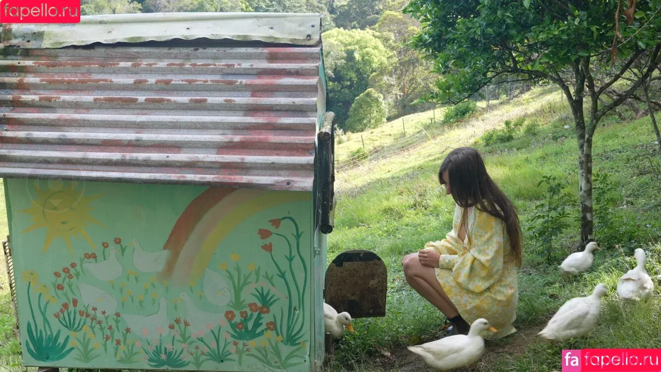 Mother The Mountain Farm / elevatedmoon / motherthemountain Onlyfans Photo Gallery 