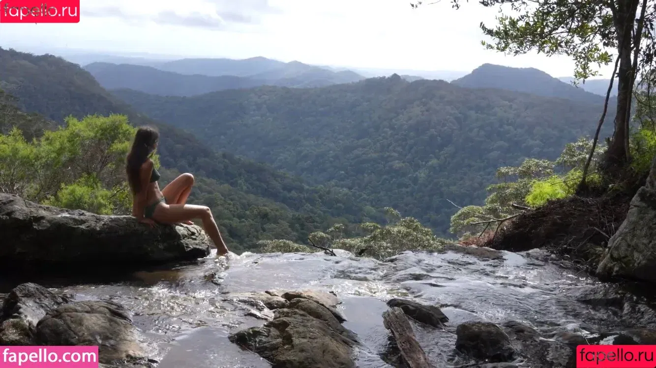 Mother The Mountain Farm / elevatedmoon / motherthemountain Onlyfans Photo Gallery 