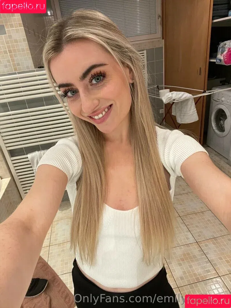 Emily Belle / Emily Bellexx / emilybellexx Onlyfans Photo Gallery 