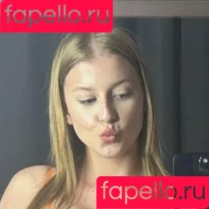 Hannah Becker / hannahbecker / hannahbeckerfanpage / hannahbeckss Onlyfans Photo Gallery 