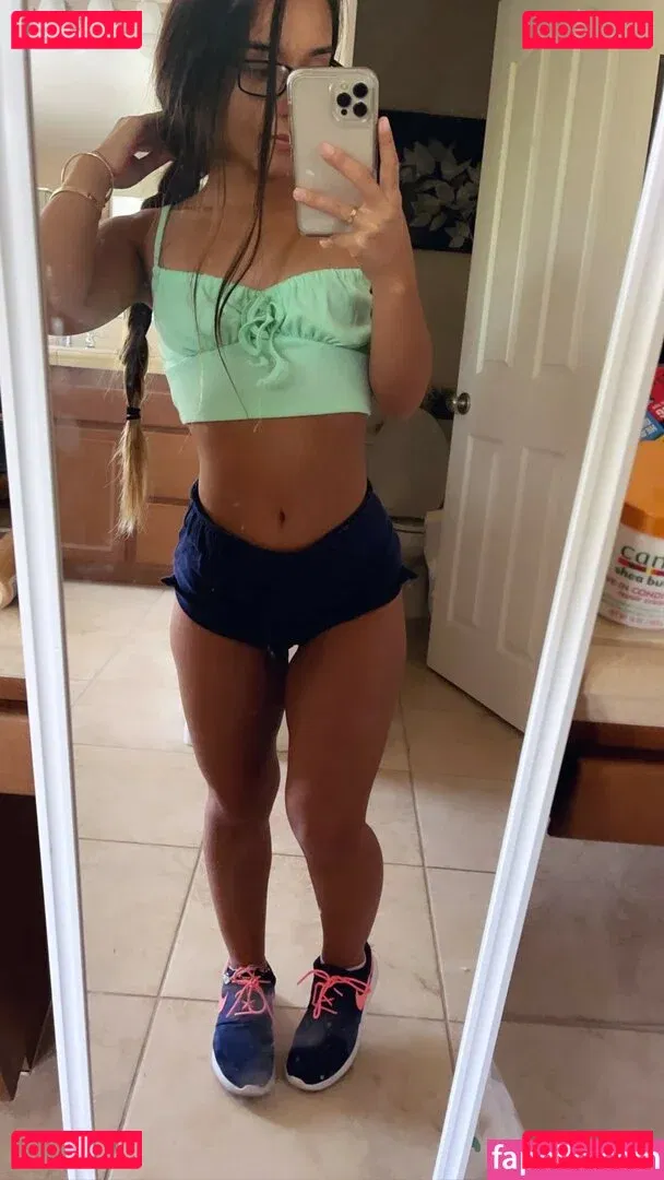 Alahna Ly Onlyfans Photo Gallery 