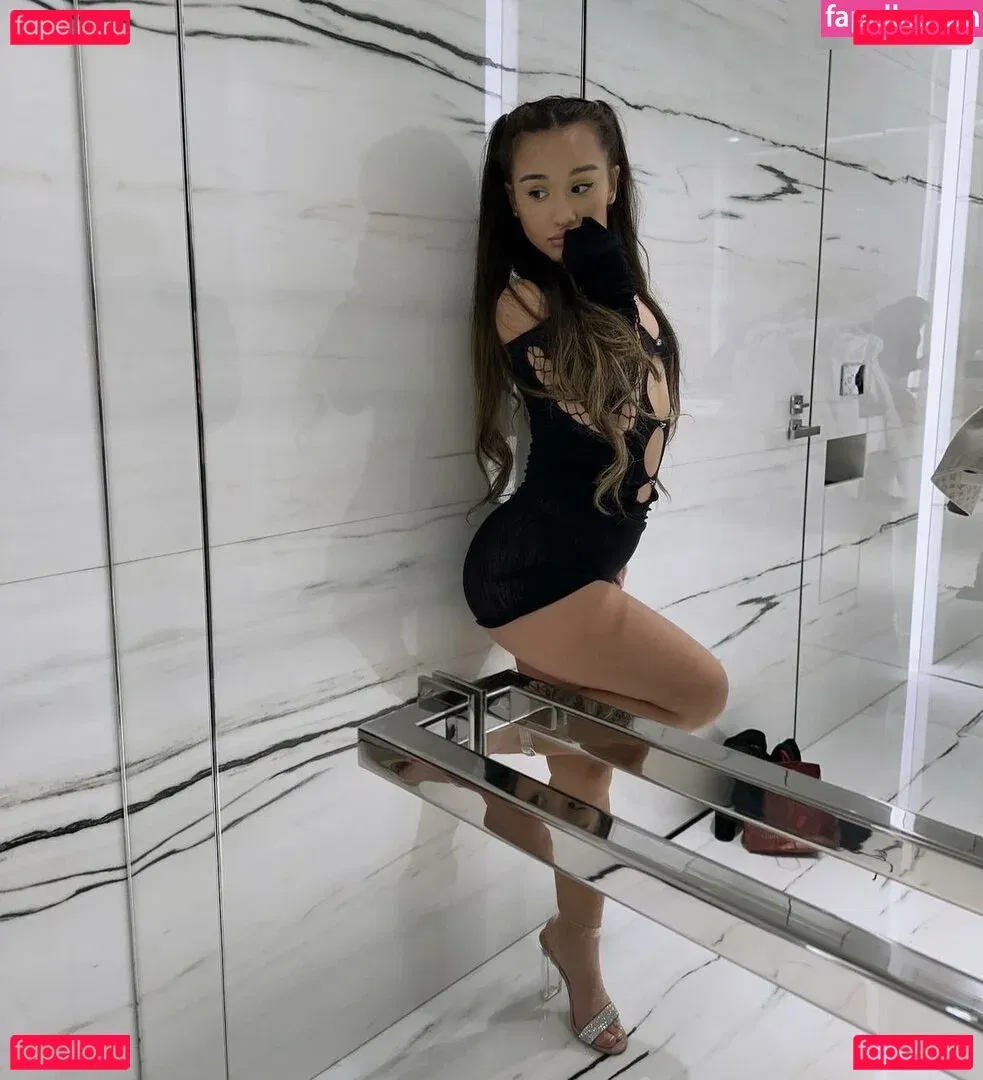 Alahna Ly Onlyfans Photo Gallery 