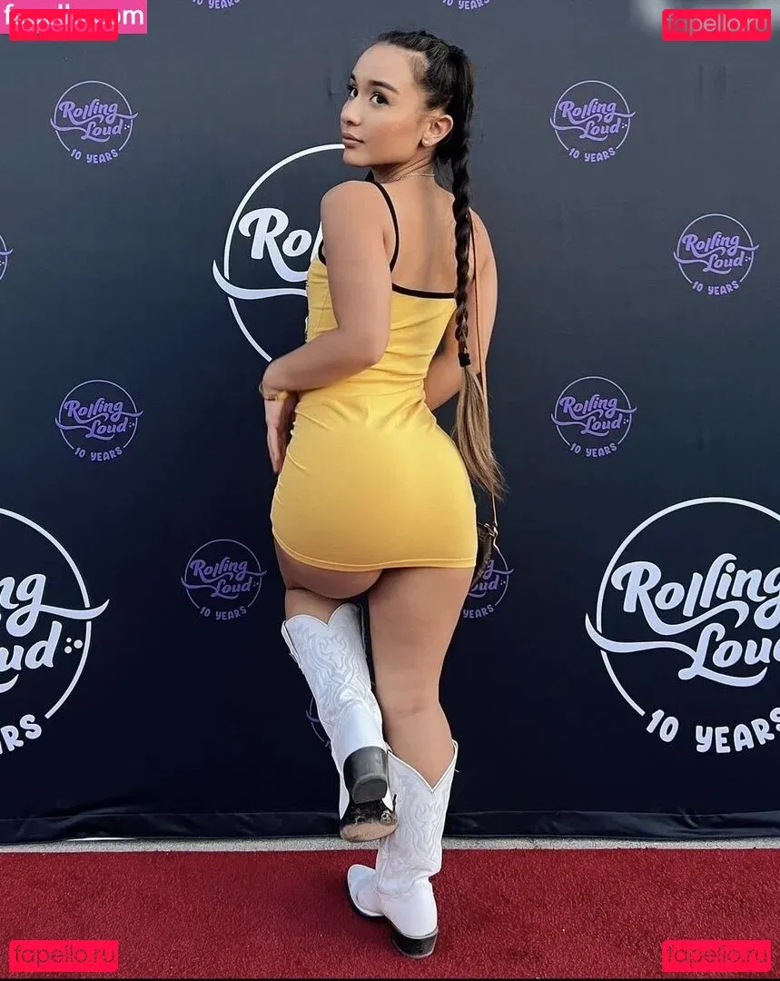 Alahna Ly Onlyfans Photo Gallery 