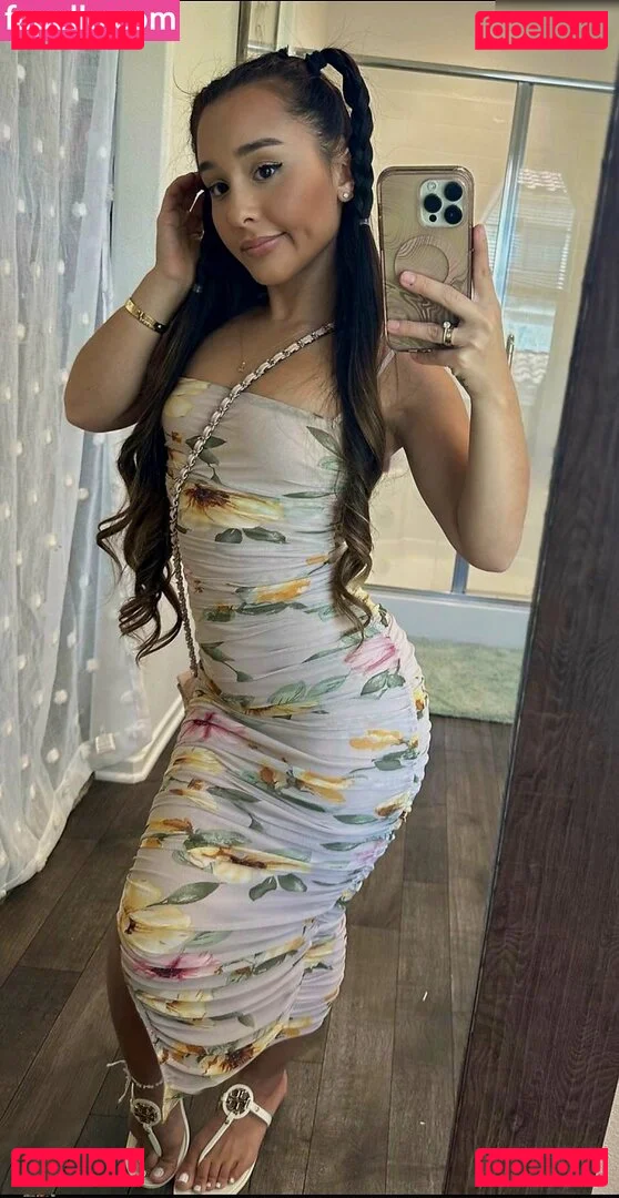 Alahna Ly Onlyfans Photo Gallery 