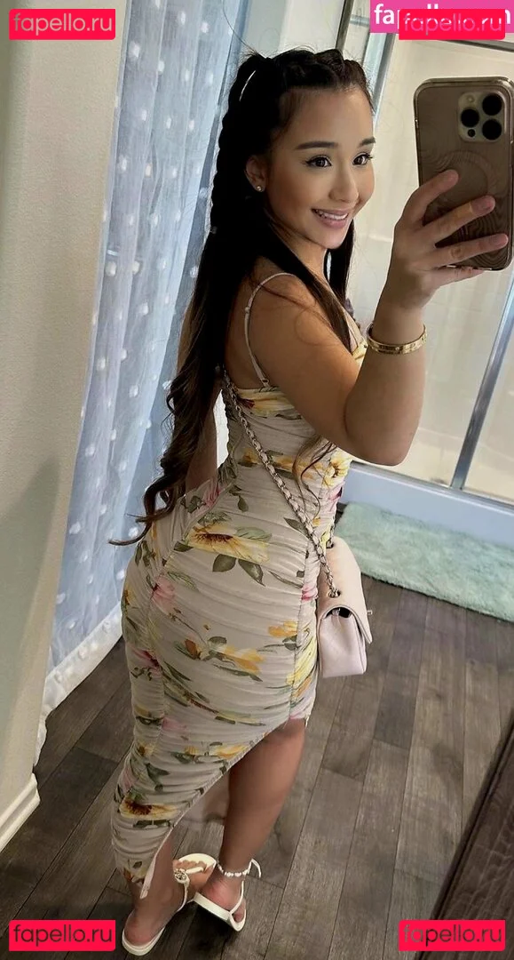 Alahna Ly Onlyfans Photo Gallery 