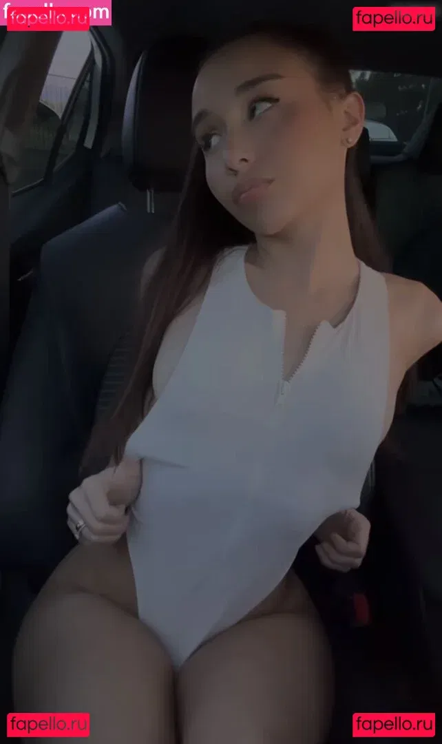 Alahna Ly Onlyfans Photo Gallery 