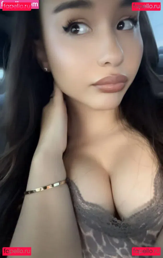 Alahna Ly Onlyfans Photo Gallery 