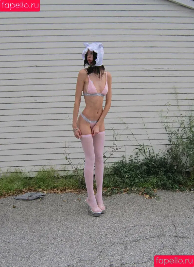 Mazzy Joya / mazzy7 / mazzyjoya / petalspliff Onlyfans Photo Gallery 