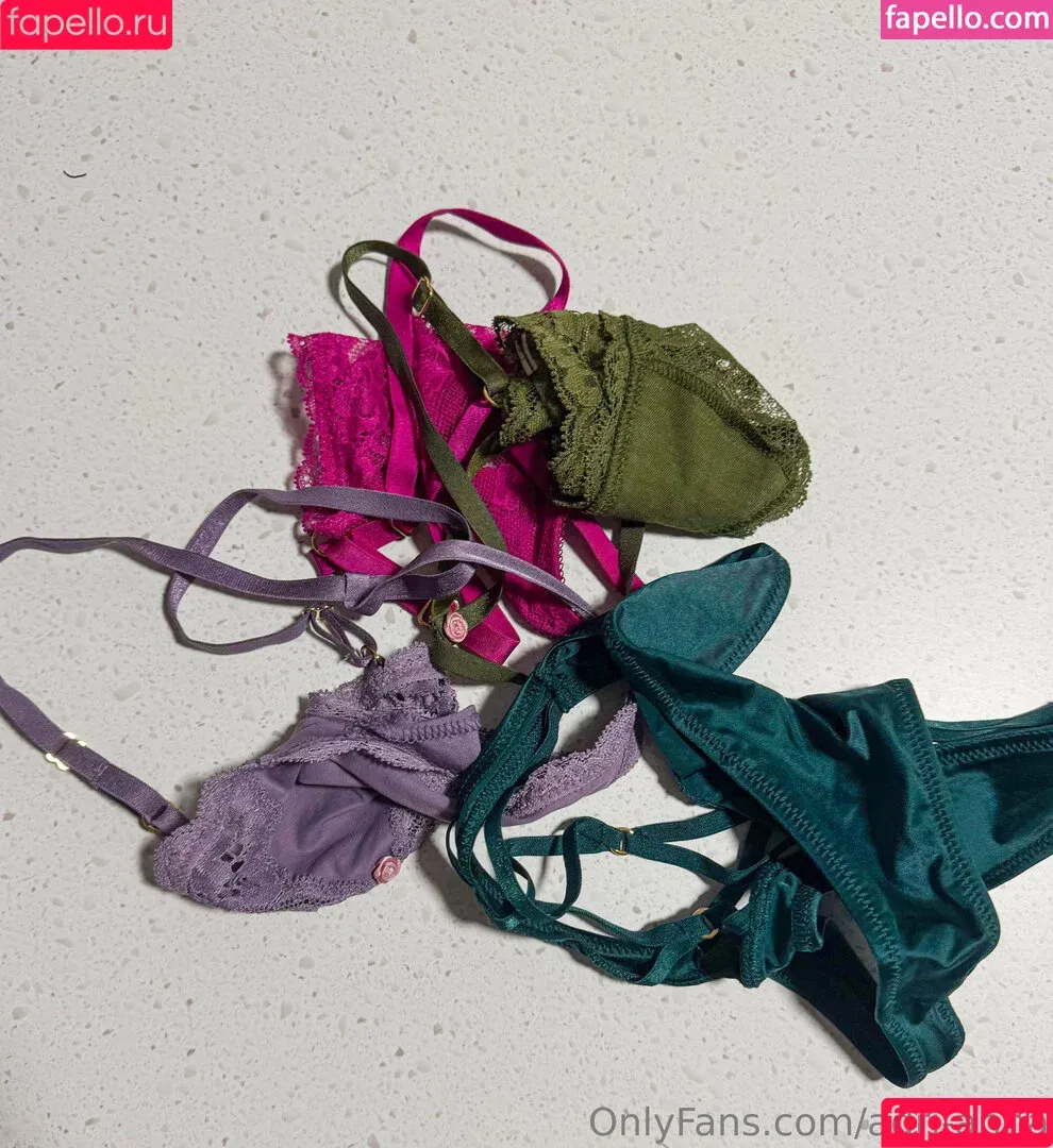 Adri Anna / adri-anna / adri.anna Onlyfans Photo Gallery 