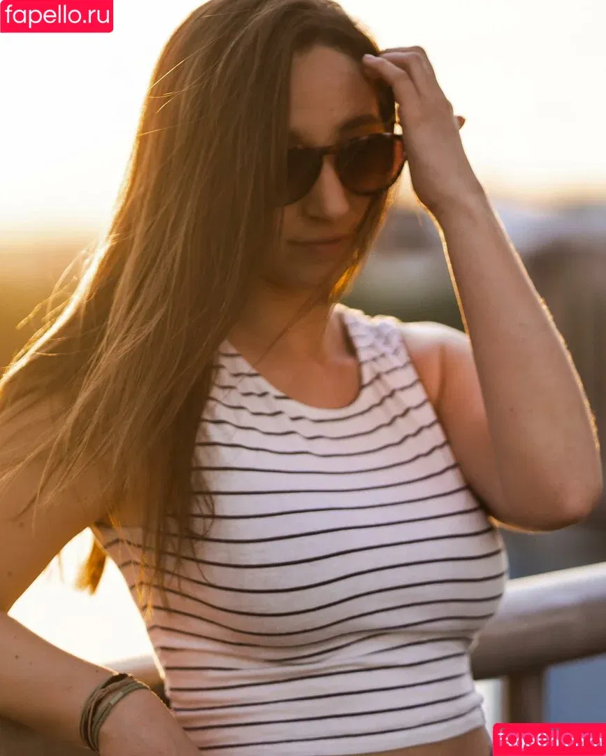 Felicia Hofner / felifromgermany / feliliaxx Onlyfans Photo Gallery 