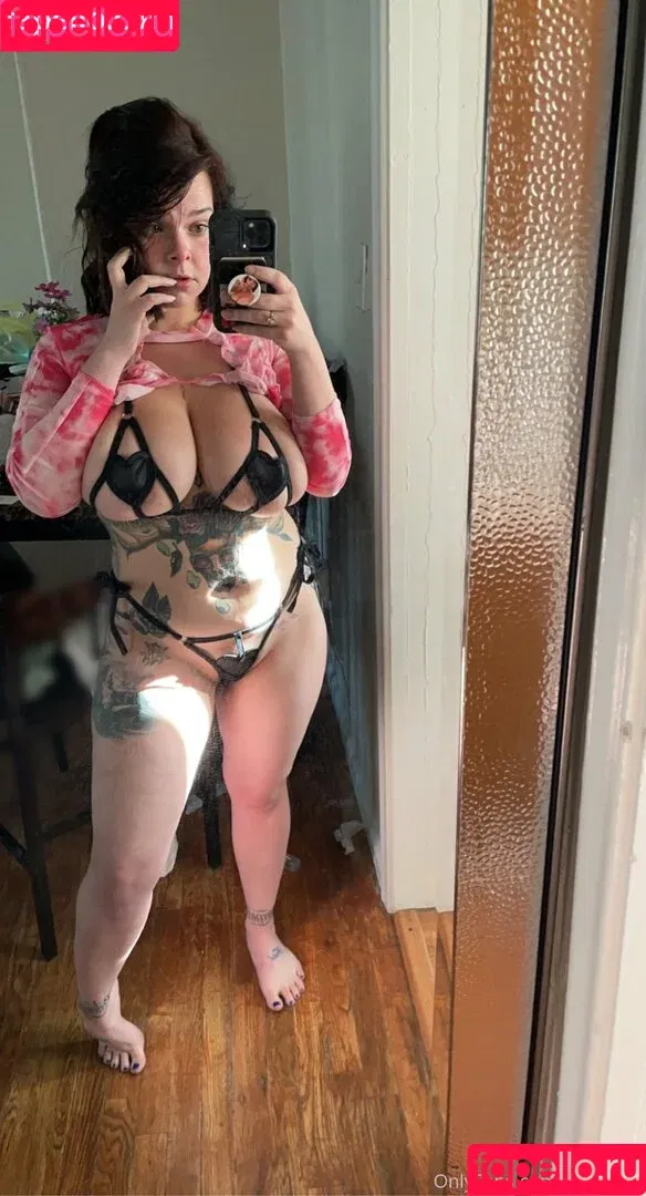 calierose / https: / iamcalierose Onlyfans Photo Gallery 