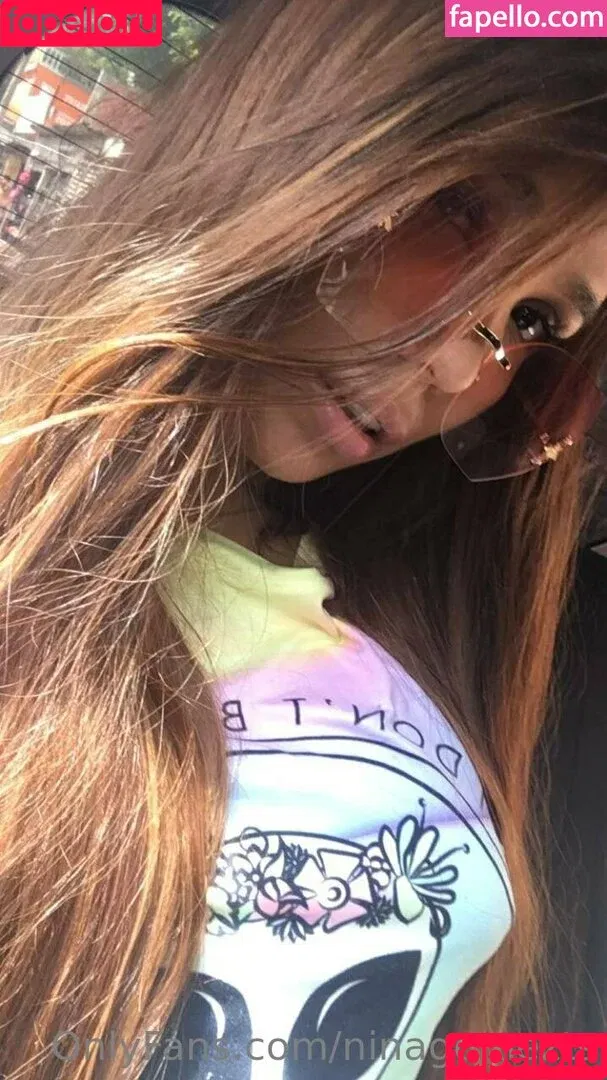 https: / ninagomez1303 / ninagomezts Onlyfans Photo Gallery 