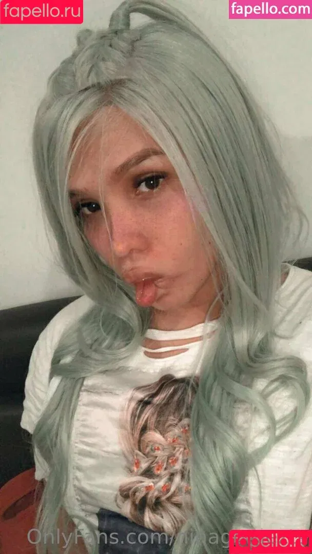 https: / ninagomez1303 / ninagomezts Onlyfans Photo Gallery 