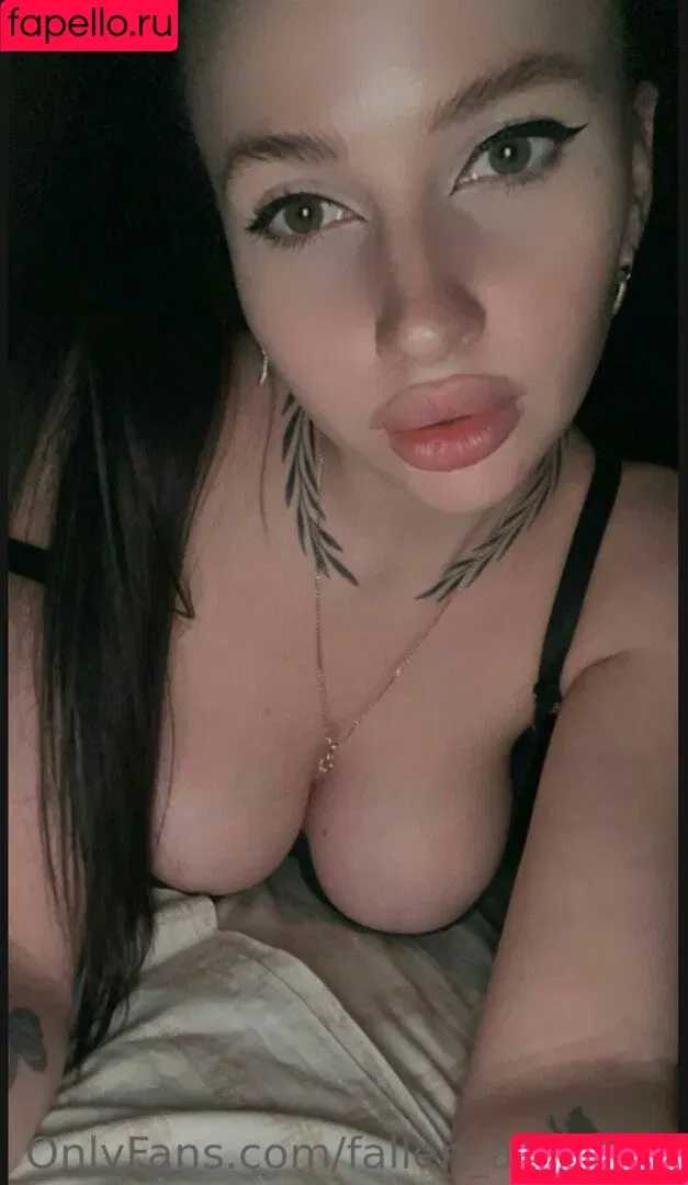 Fallen_Angel_18 / fallen_angel18 / nikol_rezerv Onlyfans Photo Gallery 