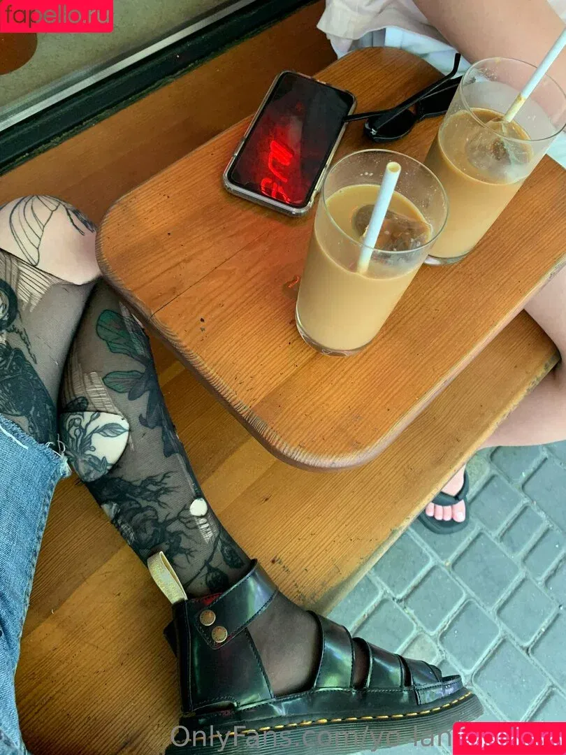 yo-landi_black / zefside.represent Onlyfans Photo Gallery 