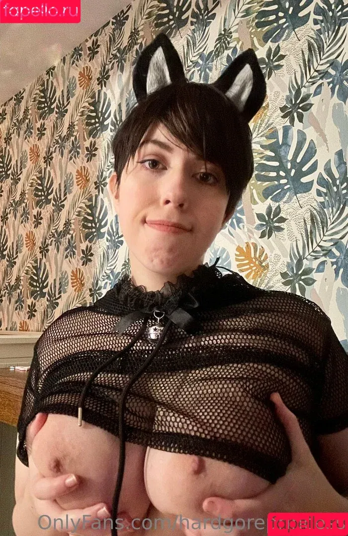 Gore Princess / RoboXIsLoX / hardgoreprincess / kalynrharper Onlyfans Photo Gallery 