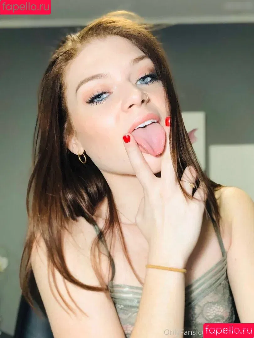 Katerina Deville / katillackoop Onlyfans Photo Gallery 