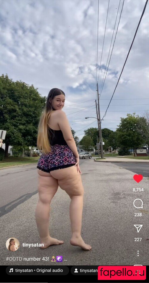 Tiinysatan Nude Onlyfans Photo 8