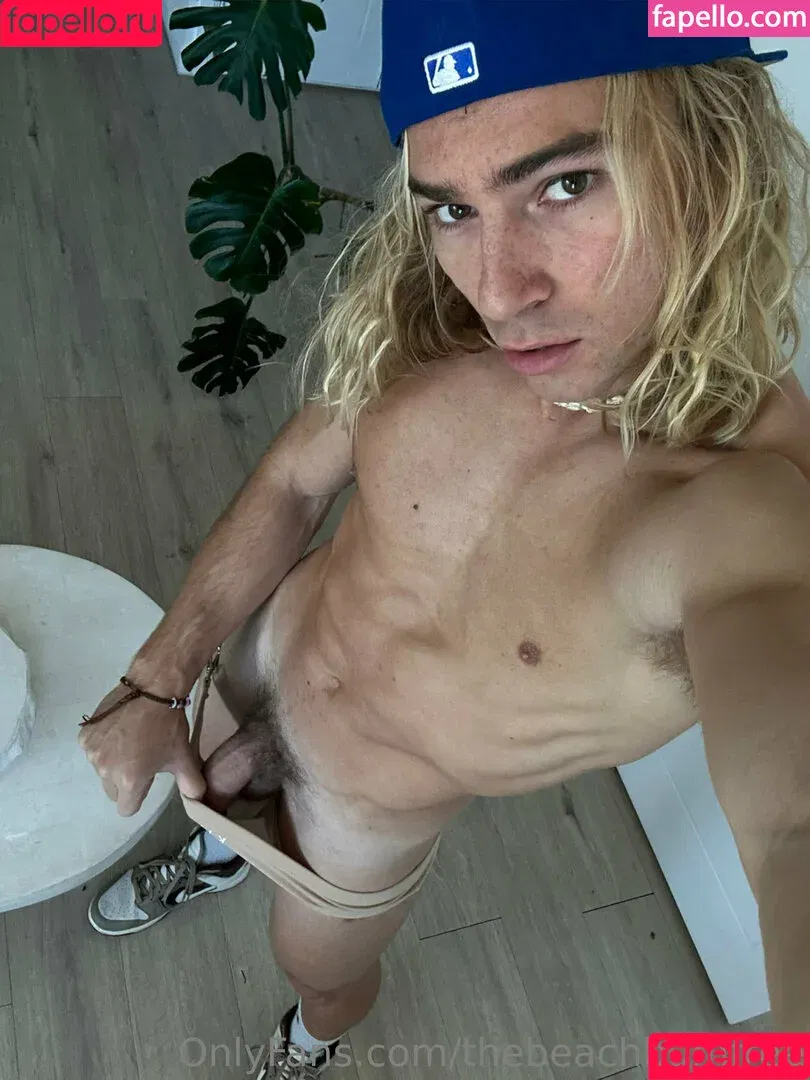 nathanieltaplin / thebeachbumfree Onlyfans Photo Gallery 