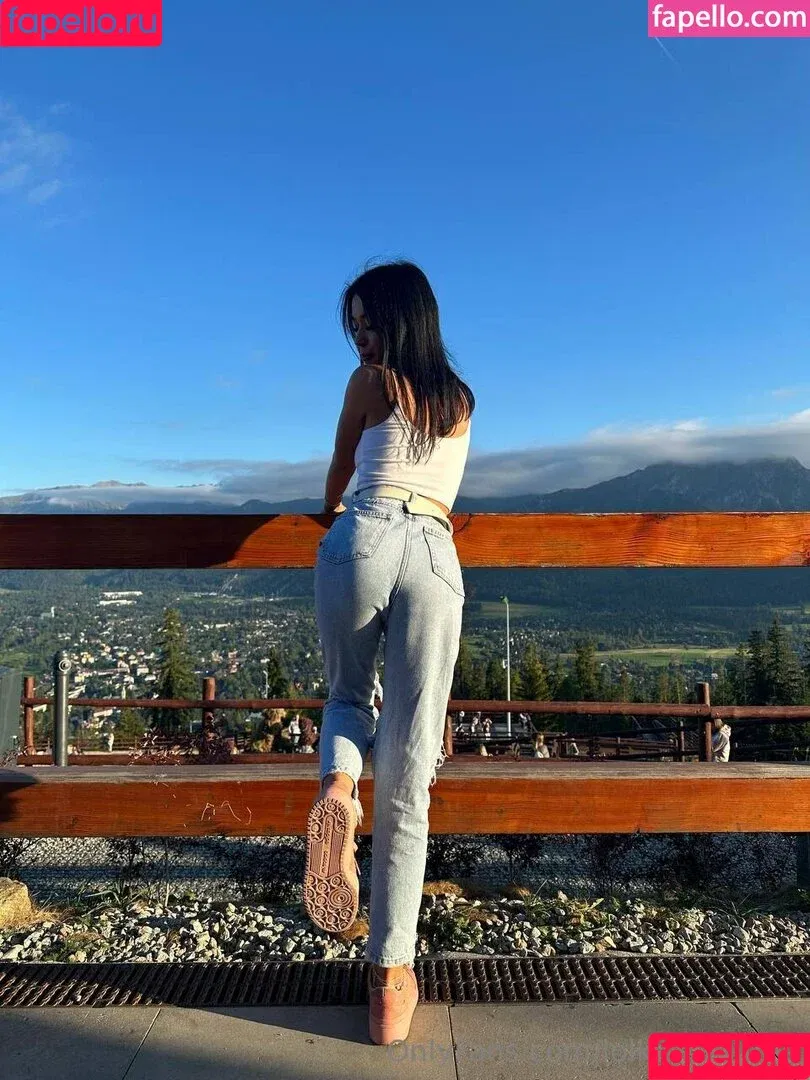 lolka_loo_ / lolka_loo_free Onlyfans Photo Gallery 