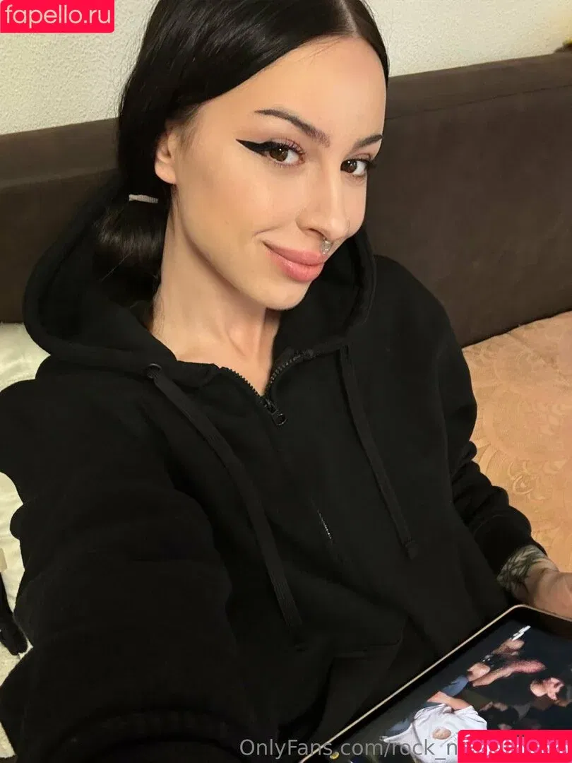 rock_n_roll_angel / rock_n_roll_angel_ Onlyfans Photo Gallery 