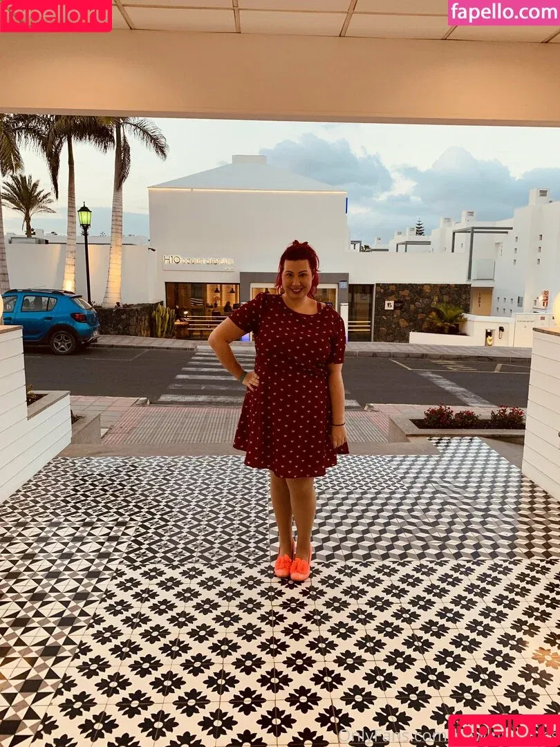 lucy-jones / lucyfjones Onlyfans Photo Gallery 