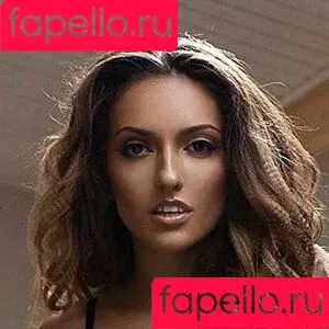 Ilona Balvas / balvasilona / krymchyk Onlyfans Photo Gallery 