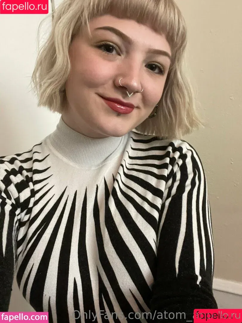 atom_and.eve / atom_and_eve Onlyfans Photo Gallery 