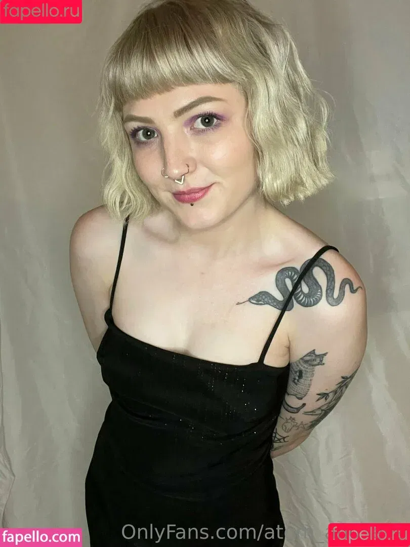 atom_and.eve / atom_and_eve Onlyfans Photo Gallery 