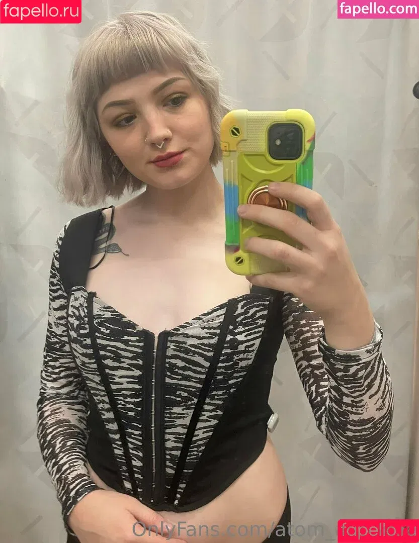 atom_and.eve / atom_and_eve Onlyfans Photo Gallery 