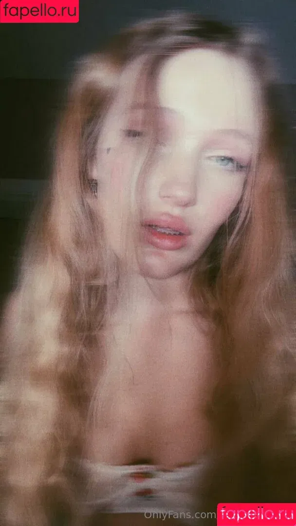 nightlyyy_me / niightlyemi Onlyfans Photo Gallery 